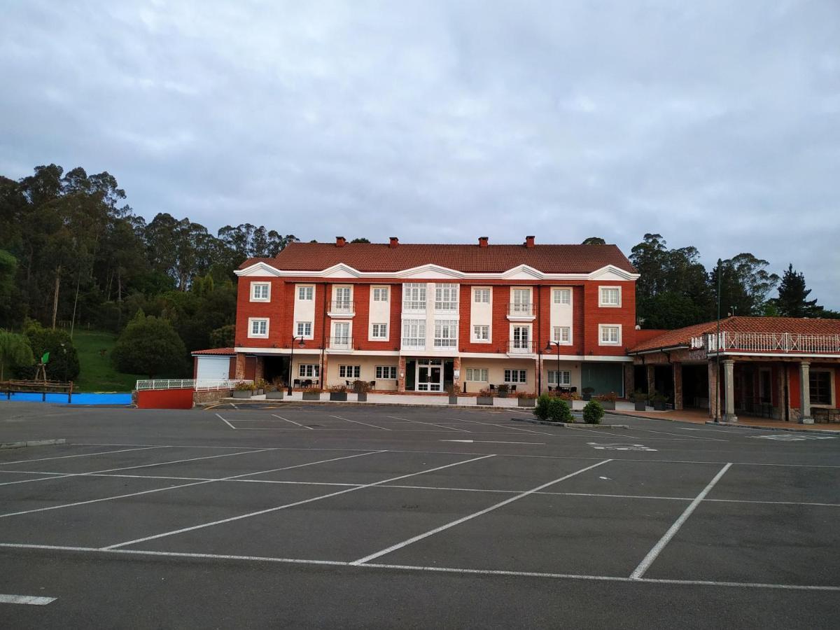 Hotel La Campana Llanera (Asturias) Exterior foto