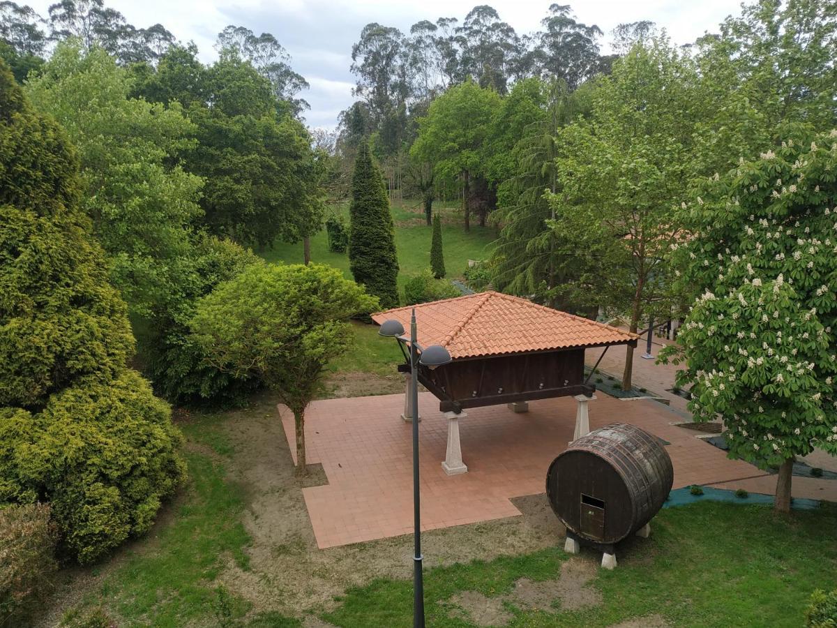 Hotel La Campana Llanera (Asturias) Exterior foto