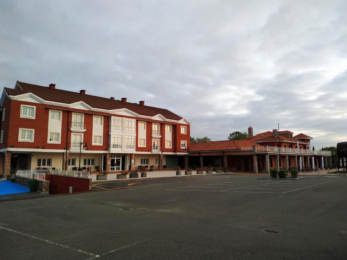 Hotel La Campana Llanera (Asturias) Exterior foto